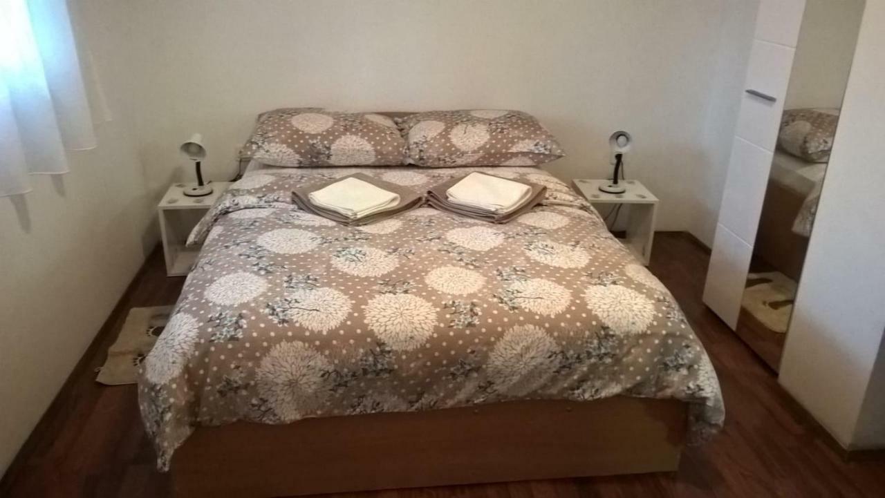 Apartman Adam Раковица Екстериор снимка